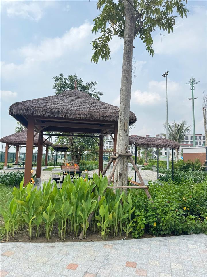 Căn giá hời tại vinhomes cổ loa giá 15,8 tỷ,  0944 369 ***