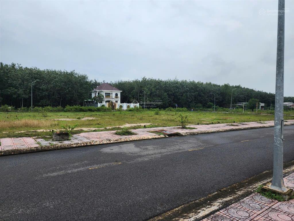 Lô đất 210m2 đất 100% thổ cư, gần sân bay long thành & hồ sinh thái lộc an, giá 2,31
