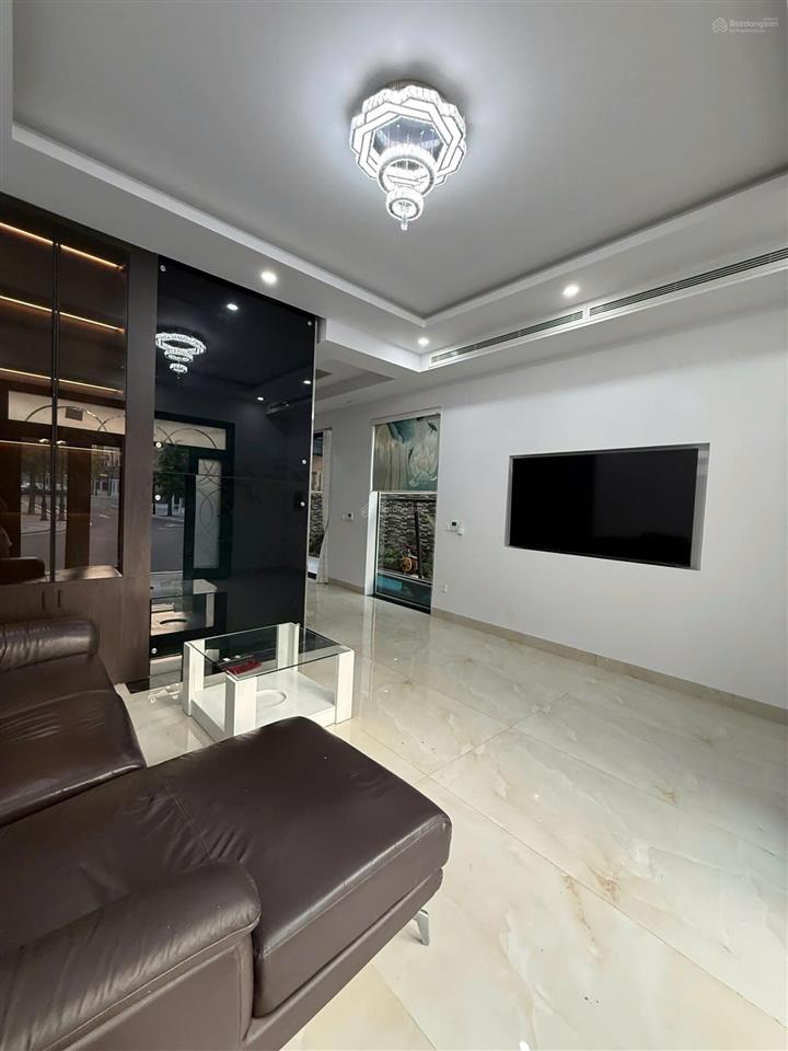 26 triệu/tháng nhà 5 tầng full nội thất thang máy 6 phòng miễn phí bể bơi 4 mùa đảo dừa ocp2