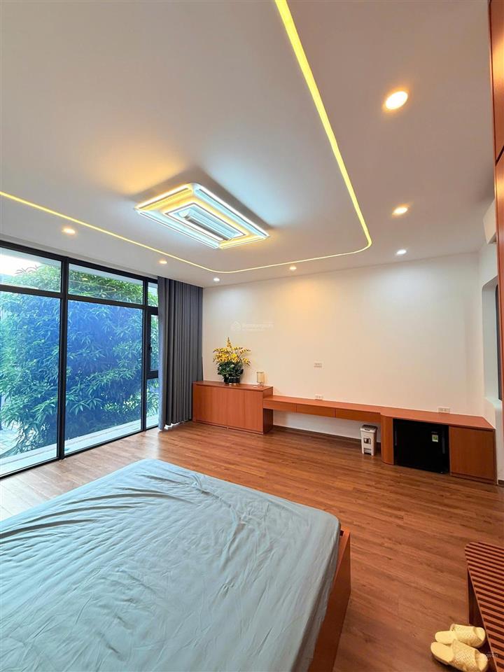 30tr triệu/th hoàn thiện full nội thất 5pn khép kín thang may phố biển 100mvinhomes ocean park 3