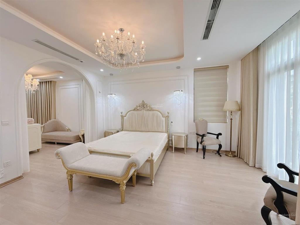 Cho thuê nhà tứ lập đảo dừa vinhomes ocean park 2, giá 38 triệu/tháng nội thất luxury như hình