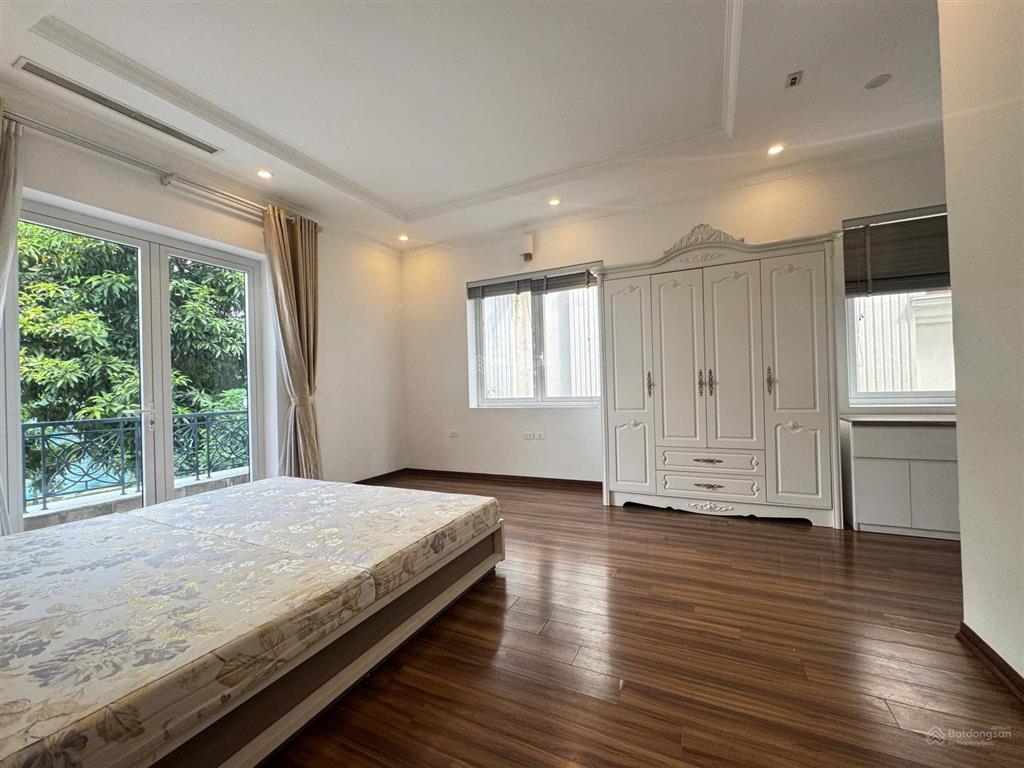 Cho thuê song lập 166m 40 triệu/tháng riverside long biên phân khu anh đào nội thất full cao cấp