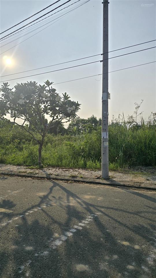 Chính chủ bán đất kdc đảo kim cương, 66m2 3.95 tỷ shr hướng đông nam view sông đẹp, đường thông.