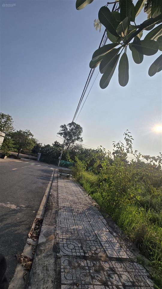 Chính chủ bán đất kdc đảo kim cương, 66m2 3.95 tỷ shr hướng đông nam view sông đẹp, đường thông.