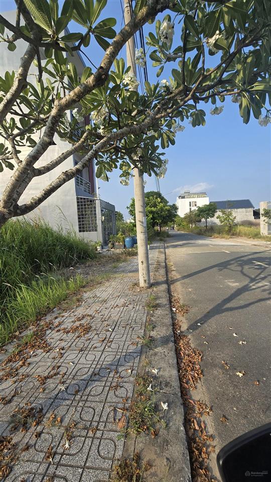 Chính chủ bán đất kdc đảo kim cương, 66m2 3.95 tỷ shr hướng đông nam view sông đẹp, đường thông.