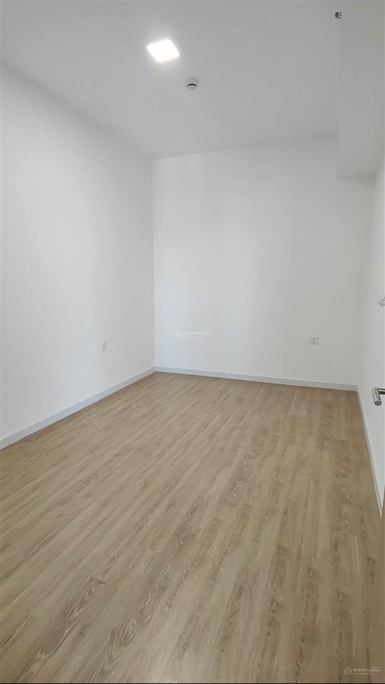 Bán căn hộ thủ đức 55m2, có nội thất cơ bản, giá 2.35 tỷ, có hỗ trợ vay bank