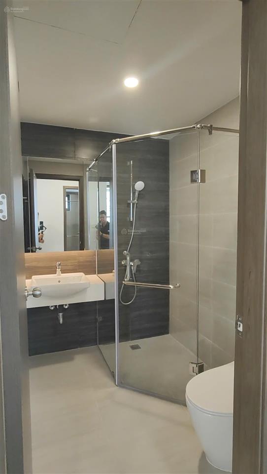 Căn hộ cao cấp 2pn2wc giá 3.2 tỷ, hỗ trợ lãi suất 2 năm, ngân hàng hỗ trợ 70%.