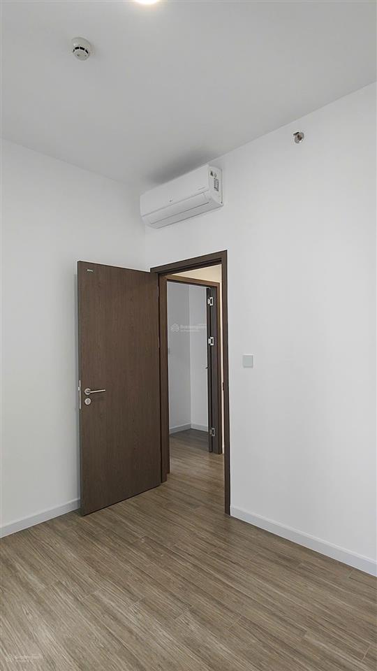 Căn hộ cao cấp 2pn2wc giá 3.2 tỷ, hỗ trợ lãi suất 2 năm, ngân hàng hỗ trợ 70%.
