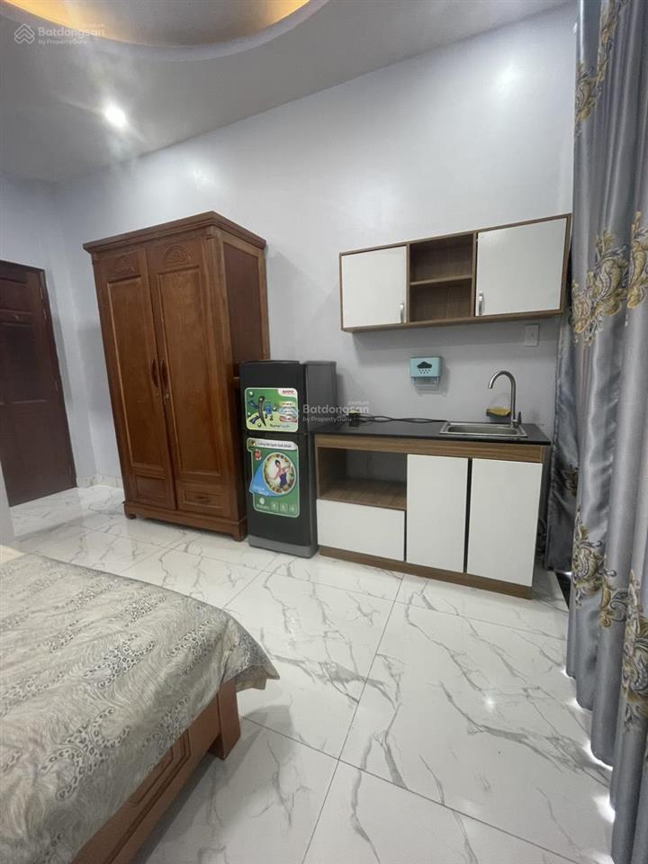 Cho thuê phòng ban công full nội thất ngay phạm văn đồng