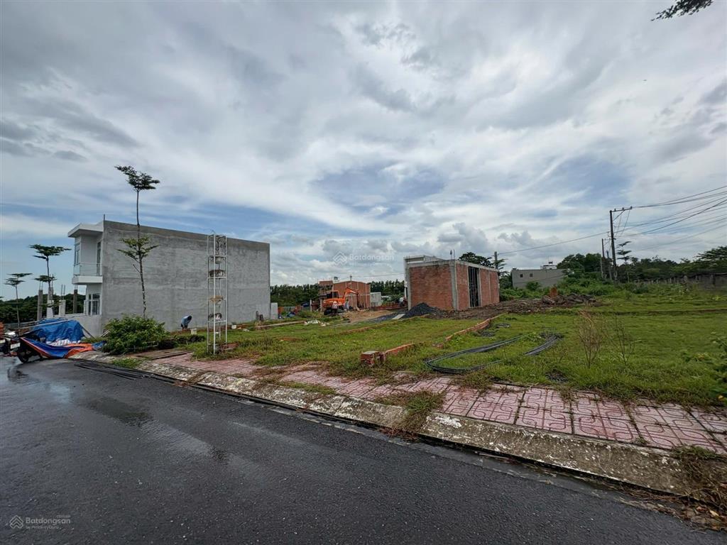 Lô góc 2 mặt tiền nguyễn trung trực, an hòa, biên hòa, 80m2 giá từ 1 tỷ 900 sang tên sổ