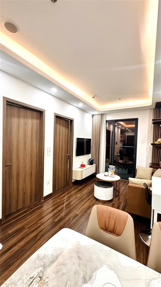 Cho thuê căn hộ 2pn full đồ tòa lotus hoàng huy commerce