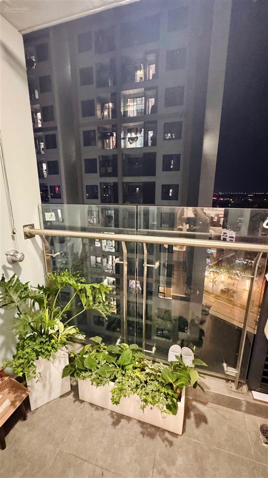 Cho thuê căn hộ 2pn full đồ tòa lotus hoàng huy commerce