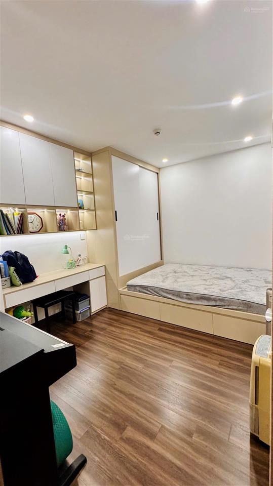 Cho thuê căn hộ 2pn full đồ tòa lotus hoàng huy commerce