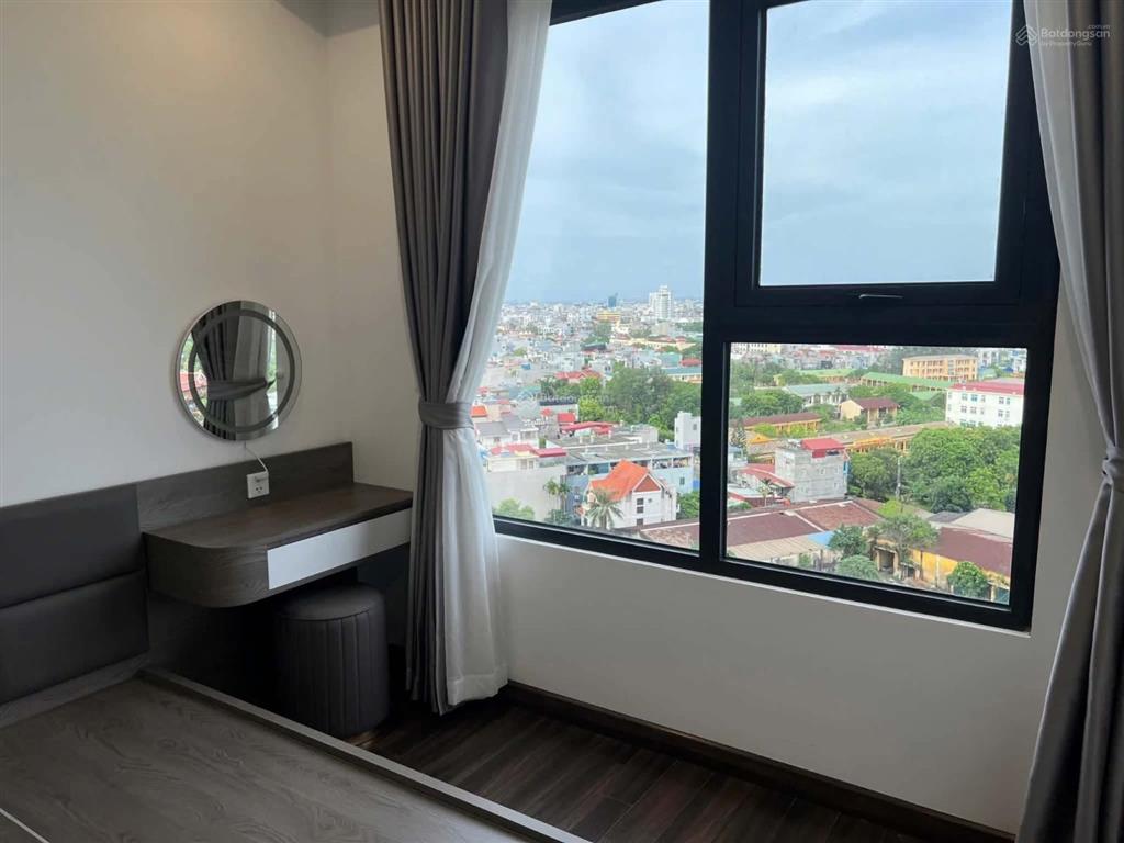 Bán căn 1,5pn full nội thất toà tulip giá 2 tỷ 280 triệu hoàng huy commerce