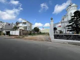 Chủ cần bán gấp 1300m2 đất  32x40m  giá 80tr/m2  khu compound   0931 456 ***