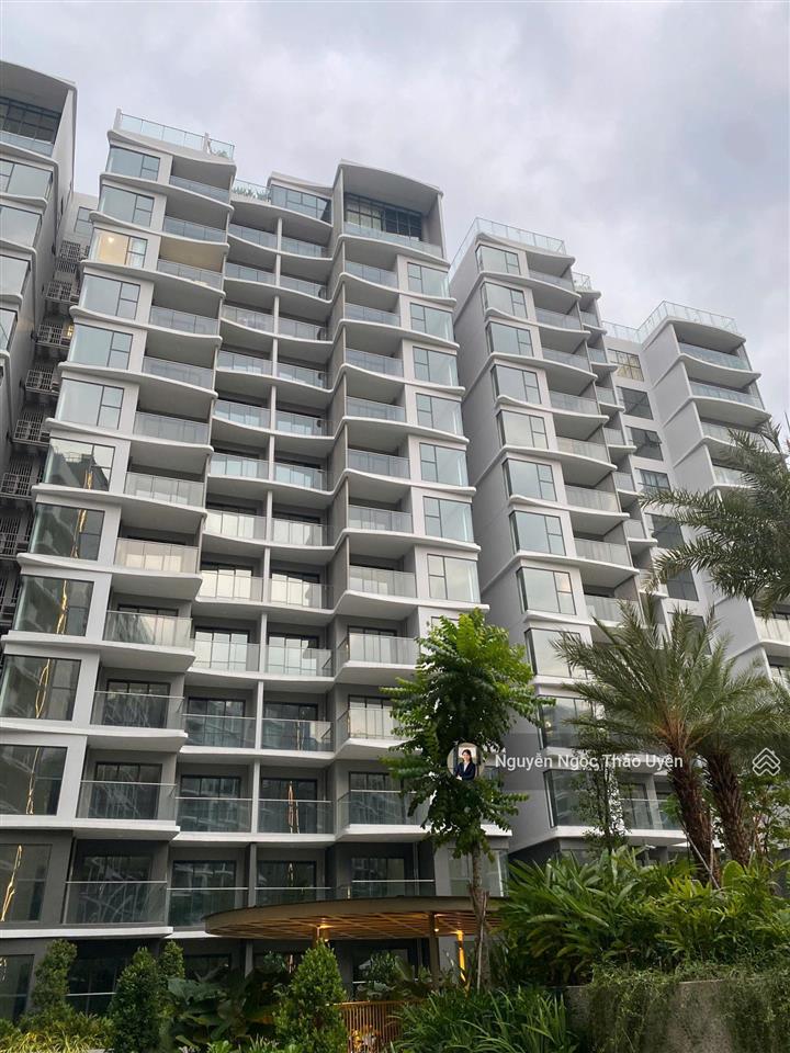 Căn góc centery ban công dài view công viên 16ha  giá 10 tỷ kèm ô xe