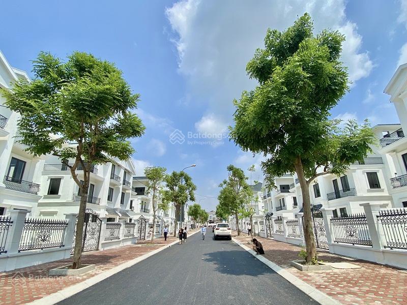 Biệt thự 393m2 x 4t thị xã sơn tây, hà nội, ô tô tránh vỉa hè rộng, giá đầu tư