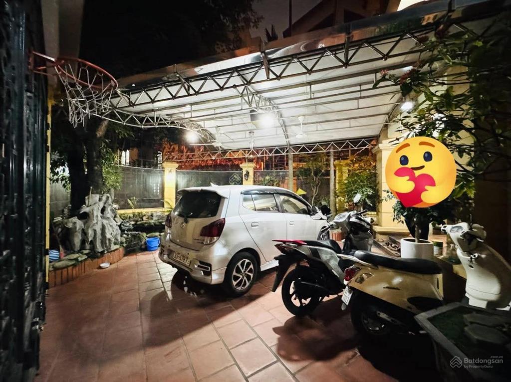 Biệt thự vip 3 mặt tiền  phố nguyễn cảnh dị kđt đại kim. 2 mặt tiền vỉa hè ô tô tránh  kinh doanh