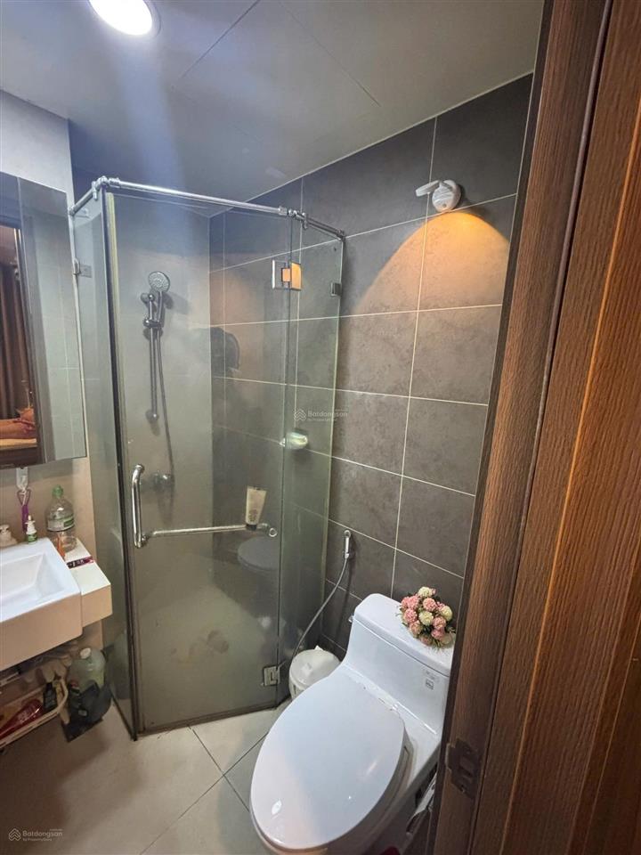 Cho thuê 3pn căn hộ chung cư icon 56 56 bến vân đồn, p2, quận 4 căn 90m2 3pn 2wc full nội thất