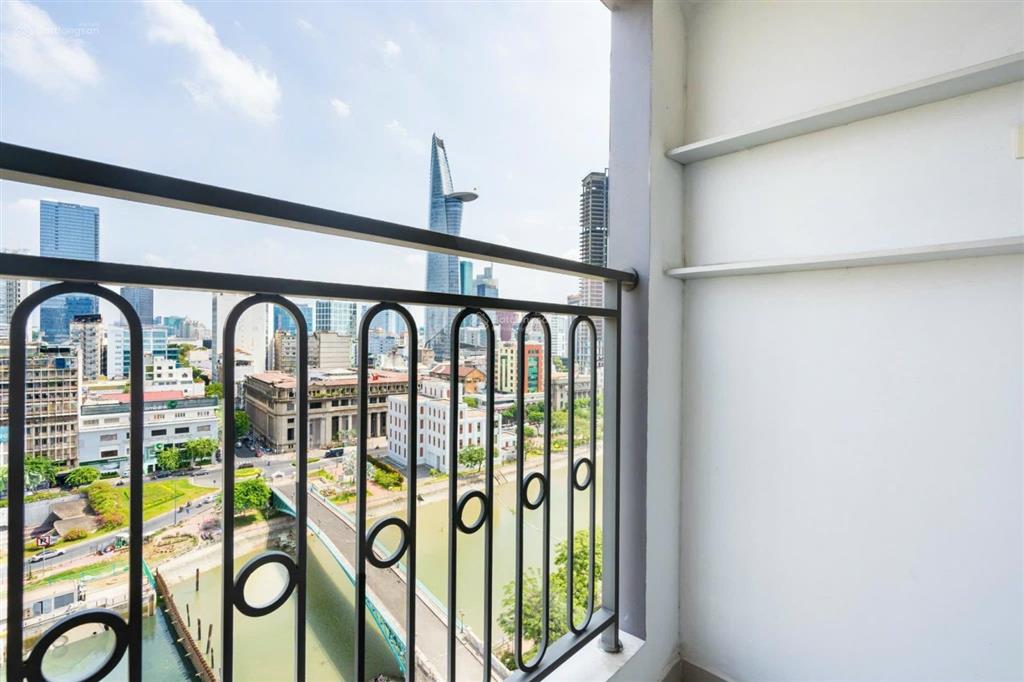Cho thuê 3pn cc saigon royal 35 bến vân đồn, phường 12, quận 4 diện tích 105m2 3pn 2wc