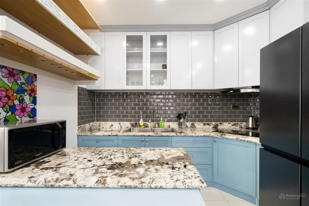 Cho thuê 3pn cc saigon royal 35 bến vân đồn, phường 12, quận 4 diện tích 105m2 3pn 2wc