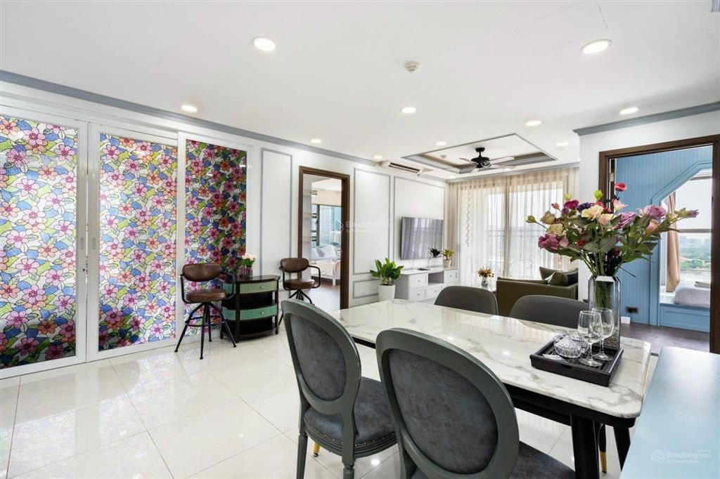 Cho thuê 3pn cc saigon royal 35 bến vân đồn, phường 12, quận 4 diện tích 105m2 3pn 2wc