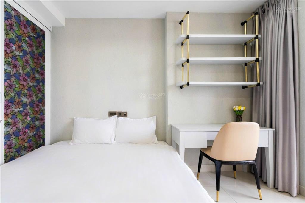 Cho thuê 3pn cc saigon royal 35 bến vân đồn, phường 12, quận 4 diện tích 105m2 3pn 2wc