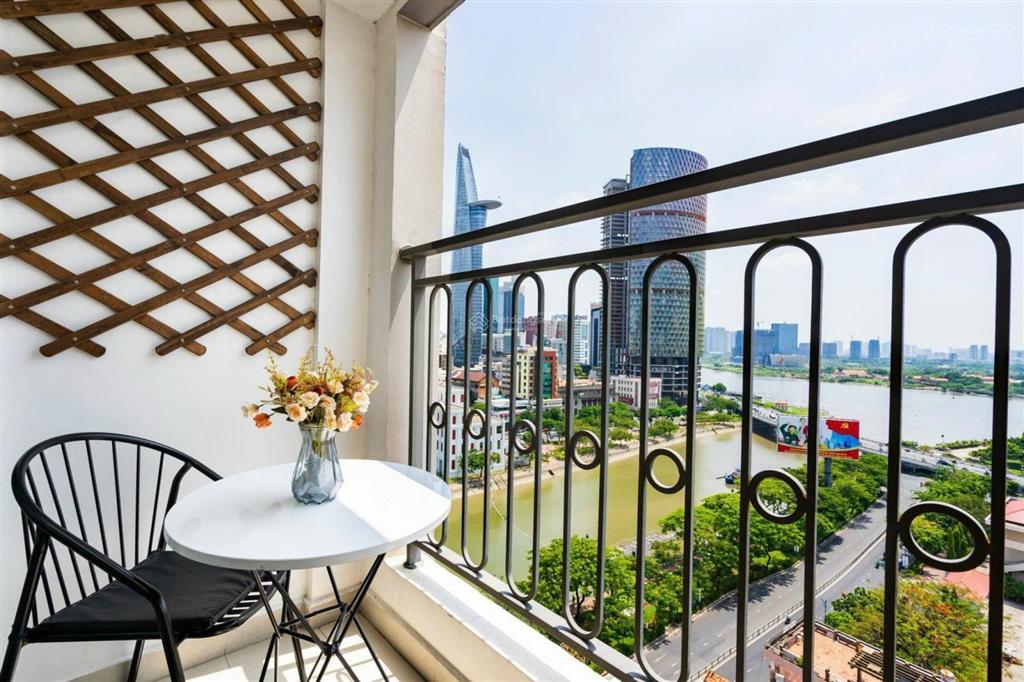 Cho thuê 3pn cc saigon royal 35 bến vân đồn, phường 12, quận 4 diện tích 105m2 3pn 2wc