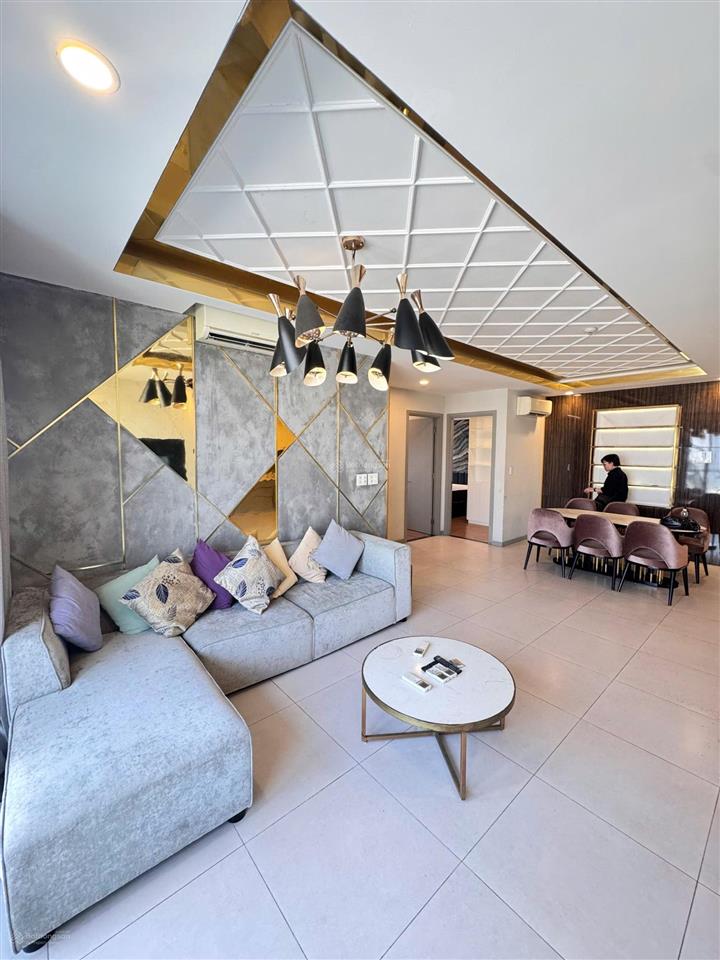 Cho thuê 3pn cc the gold view 346 bến vân đồn, quận 4 !