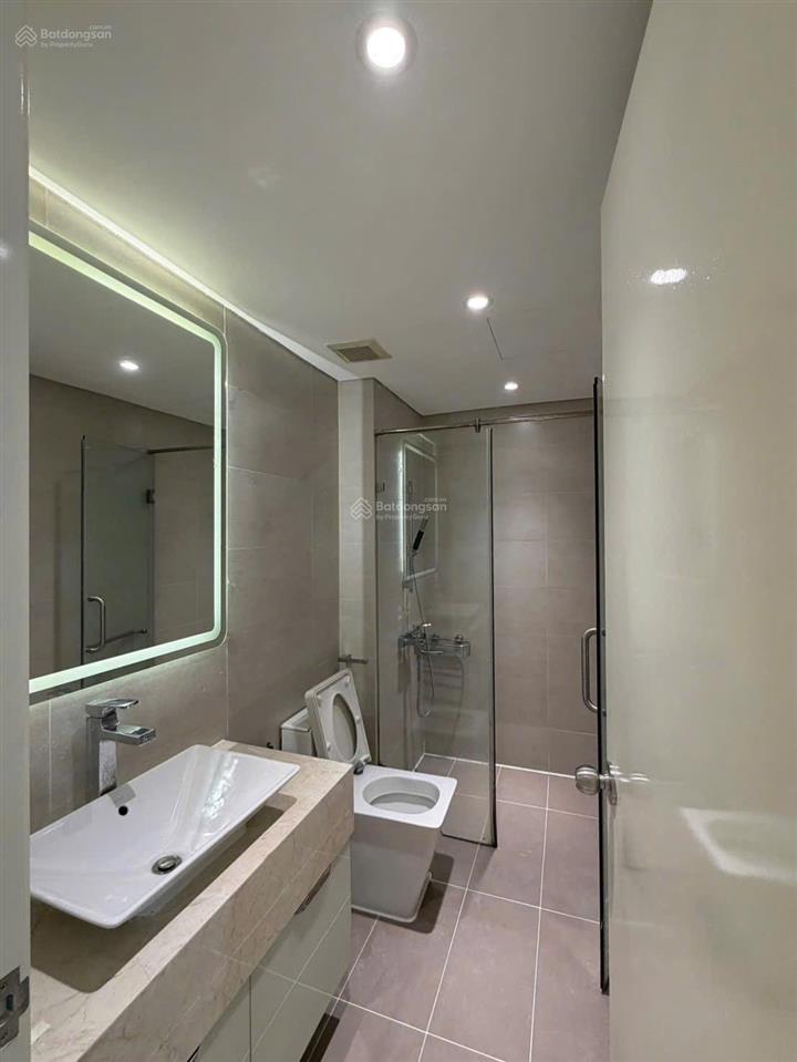 Bán 3pn căn hộ cc masteri milennium 132 bến vân đồn quận 4 diện tích  107m2 3pn 2wc có nội