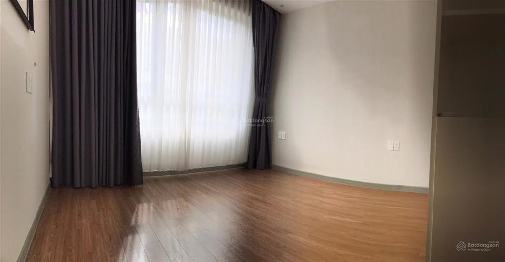 Cho thuê 2pn cc the gold view 346 bến vân đồn, quận 4