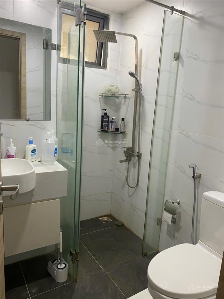 Bán căn hộ 2pn cc the gold view 346 bến vân đồn, quận 4 diện tích 80,7m² 2pn 2wc có nội