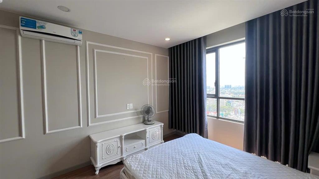 Cho thuê 2pn cc the gold view 346 bến vân đồn, quận 4! diện tích 92m² 2pn 2wc cho thuê