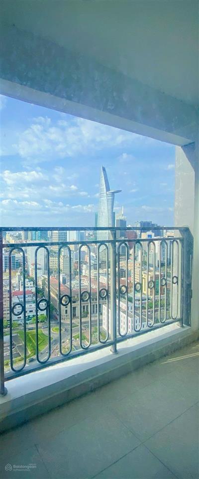 Cho thuê 3pn chung cư saigon royal 35 bến vân đồn, phường 12, quận 4