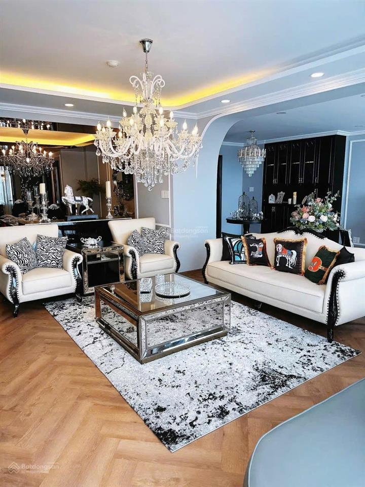 Cho thuê penthouse (sky villa) chưng cư hoàng anh gold house, số 187a đường lê văn lương, nhà bè