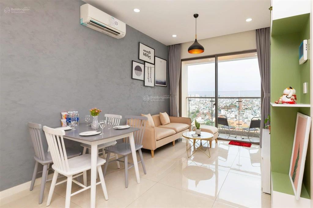 Bán 2pn căn hộ chung cư masteri milennium 132 bến vân đồn quận 4. diện tích  74m2 2pn 2w