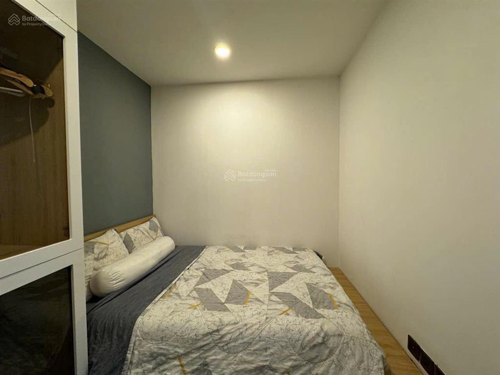 Cho thuê 2pn cc saigon royal 35 bến vân đồn, phường 12, quận 4 diện tích 60m2 2pn 1wc full nt