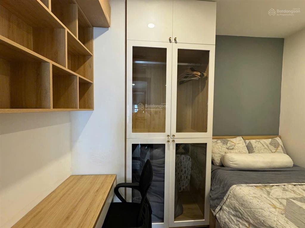 Cho thuê 2pn cc saigon royal 35 bến vân đồn, phường 12, quận 4 diện tích 60m2 2pn 1wc full nt