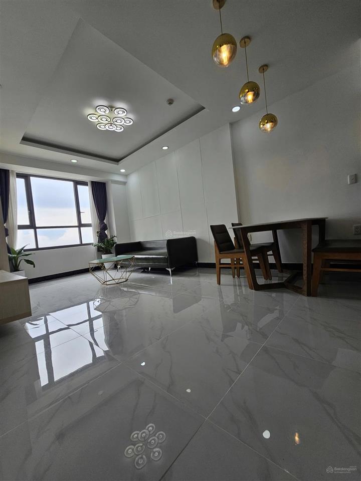 Bán căn hộ 2pn chung cư the gold view 346 bến vân đồn, quận 4 diện tích 68m2 2pn 1wc có