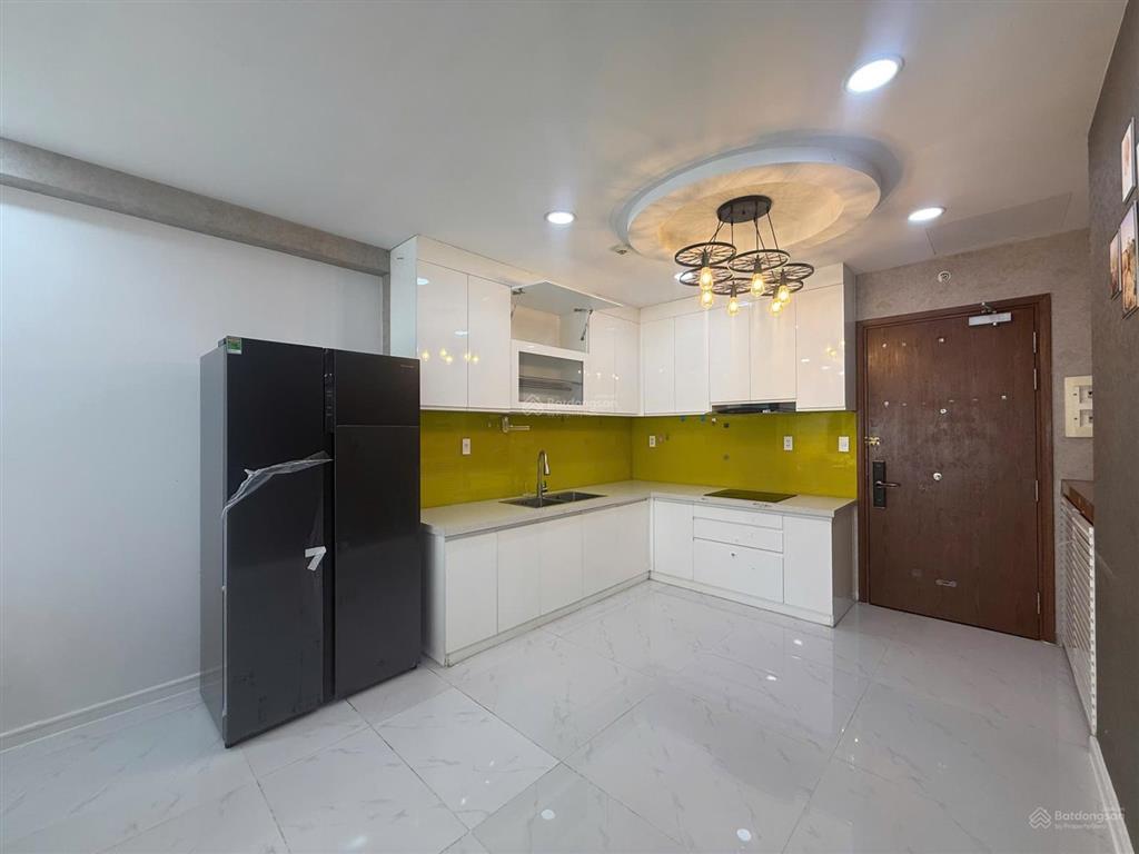 Bán căn hộ 2pn cc the gold view 346 bến vân đồn, quận 4 diện tích 92m2 2pn 2wc có nội thất