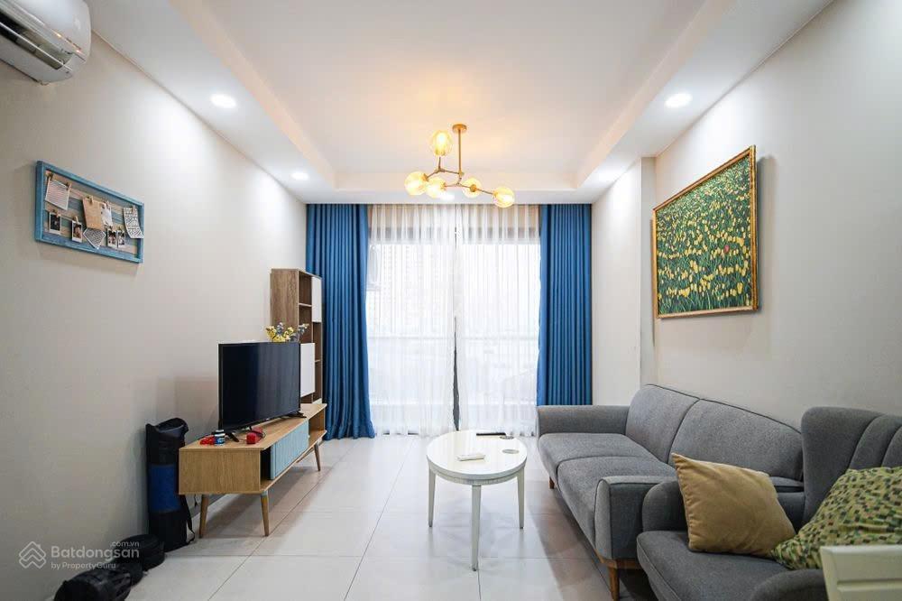 Cho thuê 2pn cc the gold view 346 bến vân đồn, quận 4! diện tích 81m2 2pn 2wc full nội thất