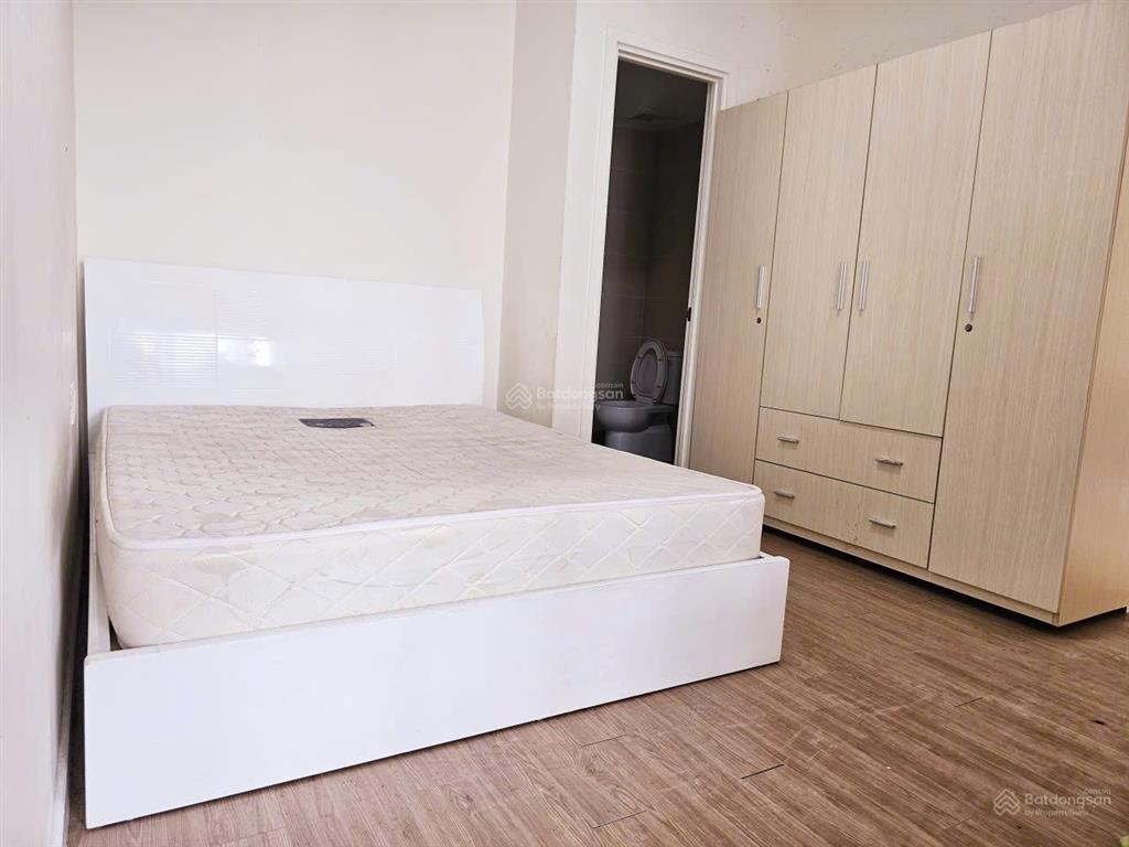 Chủ giảm giá cần bán gấp bán 2pn cc mone 35/12 đ. bế văn cấm, tân kiểng, quận 7 (có sổ hồng)