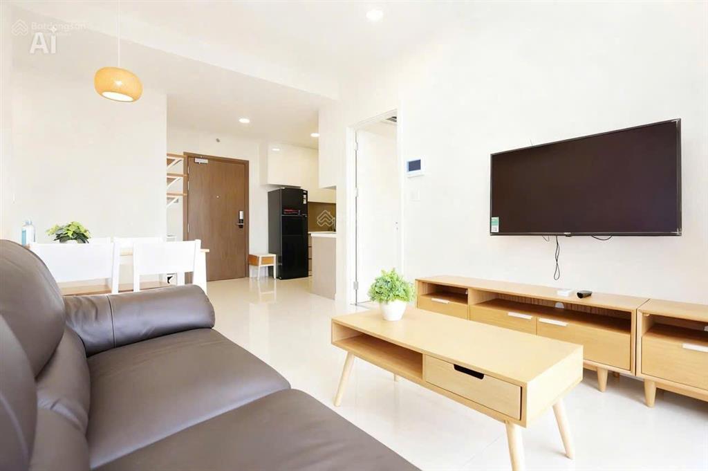 Hot hot cần bán gấp 2pn căn hộ chung cư masteri milennium 132 bến vân đồn quận 4.