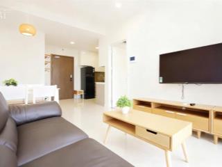 Hot hot cần bán gấp 2pn căn hộ chung cư masteri milennium 132 bến vân đồn quận 4.
