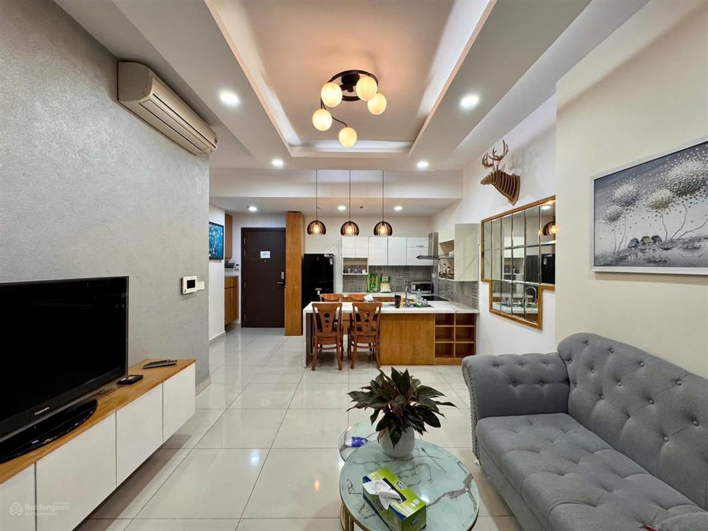 Cho thuê căn hộ 2pn chung cư the tresor 39 bến vân đồn, phường 12, quận 4 diện tích  75m2 2pn