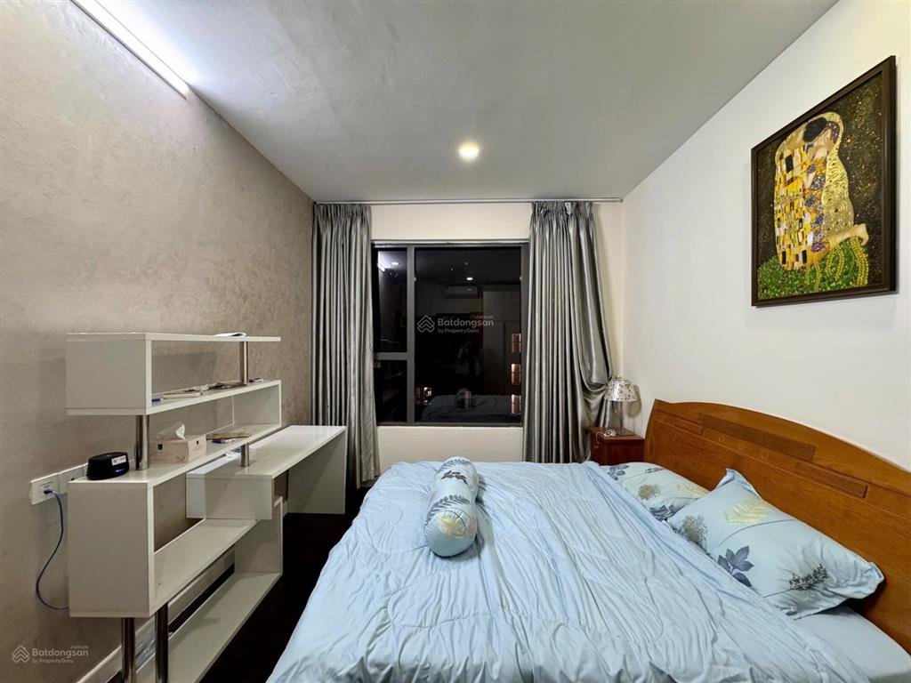 Cho thuê căn hộ 2pn chung cư the tresor 39 bến vân đồn, phường 12, quận 4 diện tích  75m2 2pn