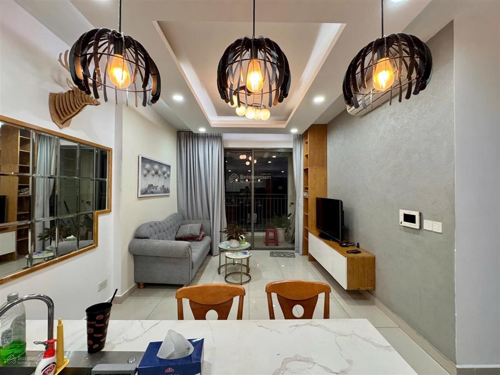 Cho thuê căn hộ 2pn chung cư the tresor 39 bến vân đồn, phường 12, quận 4 diện tích  75m2 2pn