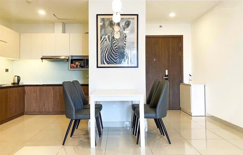Cho thuê 2pn cc saigon royal 35 bến vân đồn, phường 12, quận 4 diện tích 89m2 2pn 2wc full n