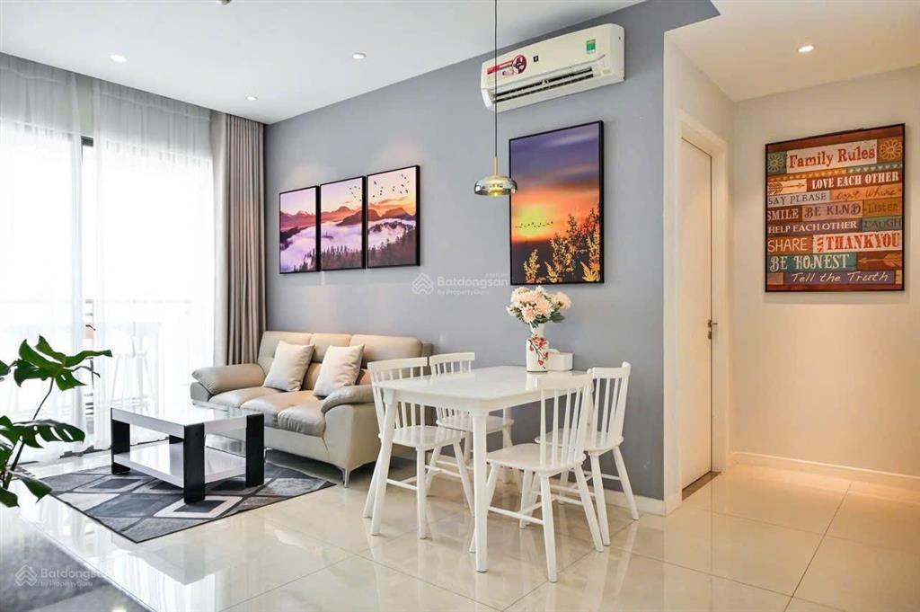 Cần bán 2pn căn hộ chung cư masteri milennium 132 bến vân đồn quận 4.