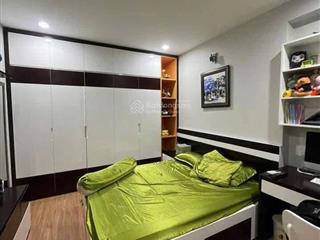 Bán căn hộ 2pn cc the gold view 346 bến vân đồn, quận 4 diện tích 92m2 2pn 2wc có nội th